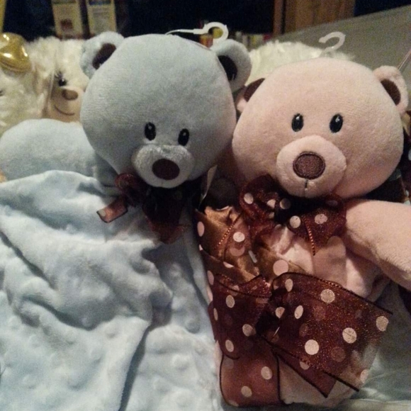 Teddy bears in blanket